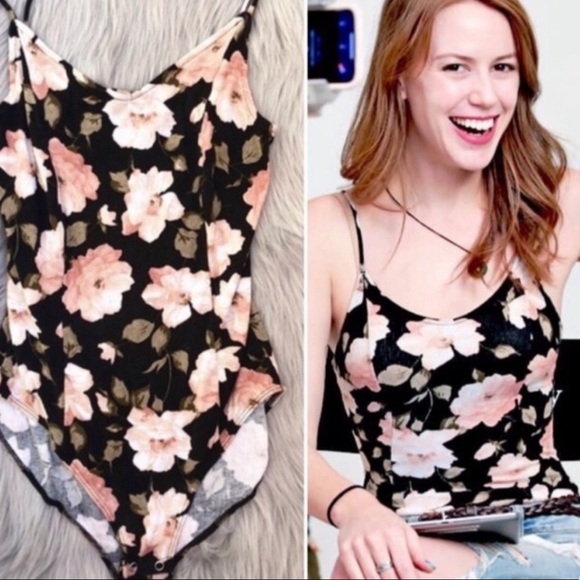 American Eagle Outfitters Tops - American Eagle soft and sexy ribbed bodysuit